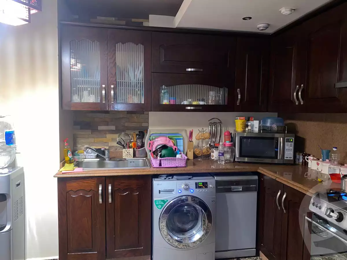 https://aqarmap.com.eg/en/listing/4226653-for-sale-cairo-new-cairo-el-kattameya-compounds-in-kattameya-baron-royal-towers