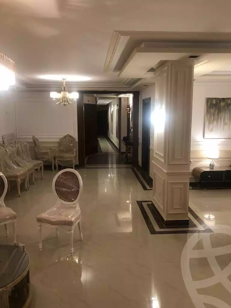 https://aqarmap.com.eg/en/listing/4226707-for-sale-alexandria-kafr-abdo-sant-giyn-st