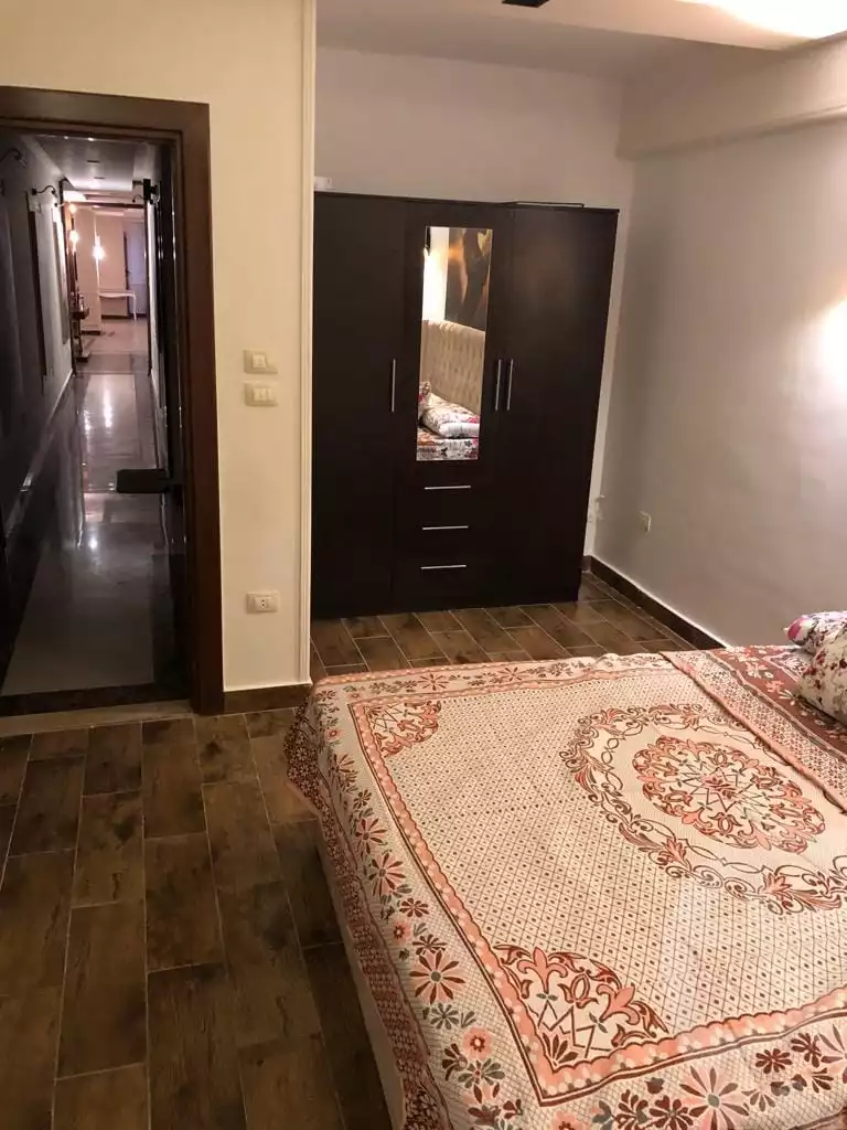 https://aqarmap.com.eg/en/listing/4226707-for-sale-alexandria-kafr-abdo-sant-giyn-st