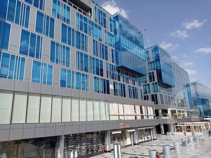 https://aqarmap.com.eg/ar/listing/4227275-for-sale-cairo-el-sheikh-zayed-city-compounds-in-sheikh-zayed-capital-business-park