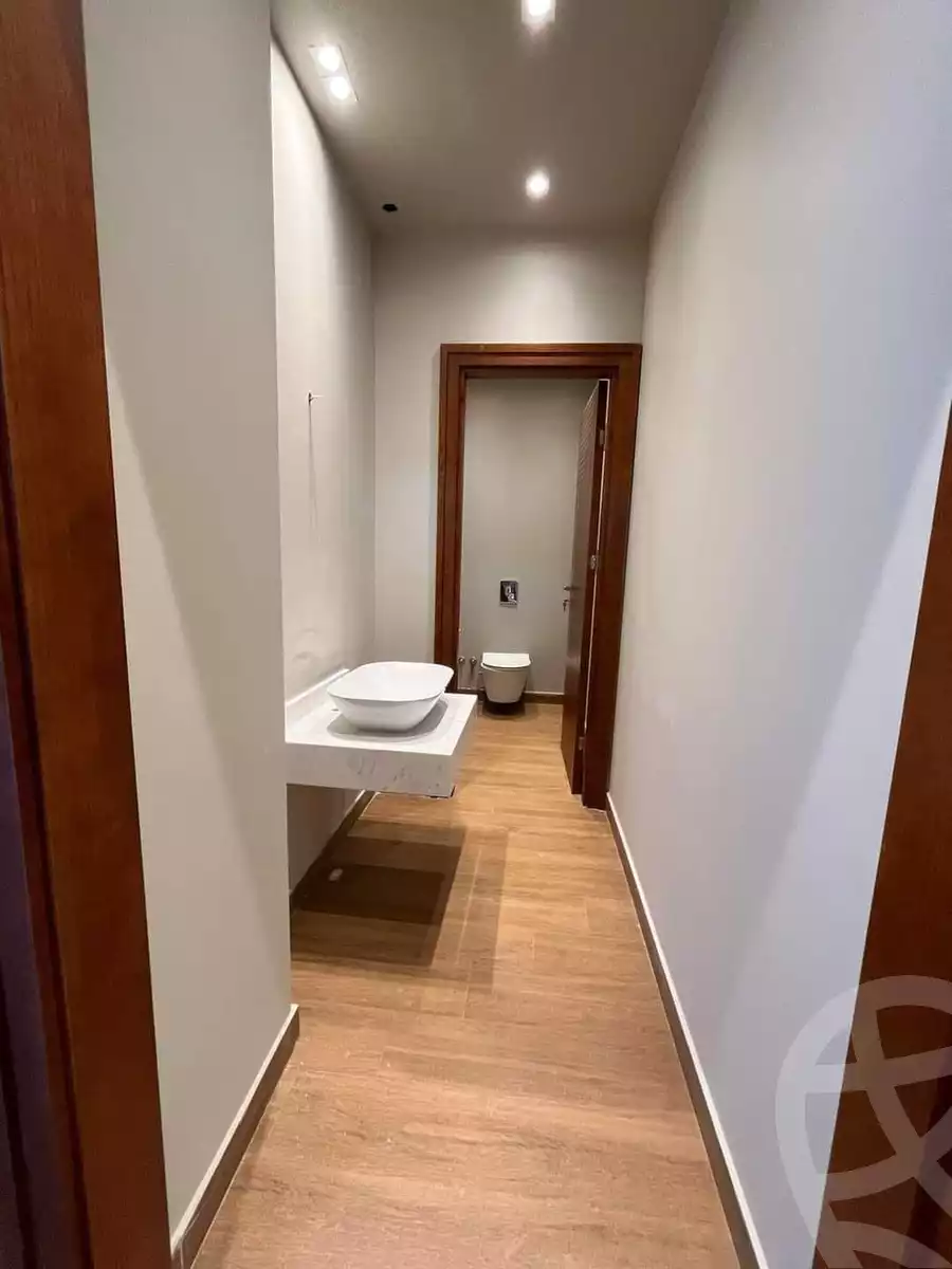 https://aqarmap.com.eg/ar/listing/4228047-for-sale-cairo-el-sheikh-zayed-city-compounds-in-sheikh-zayed-beverly-hills