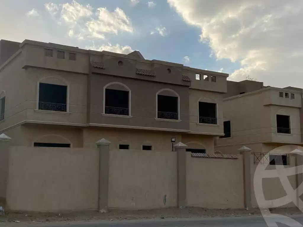 https://aqarmap.com.eg/ar/listing/4234834-for-sale-cairo-new-cairo-compounds-kattameya-gardens