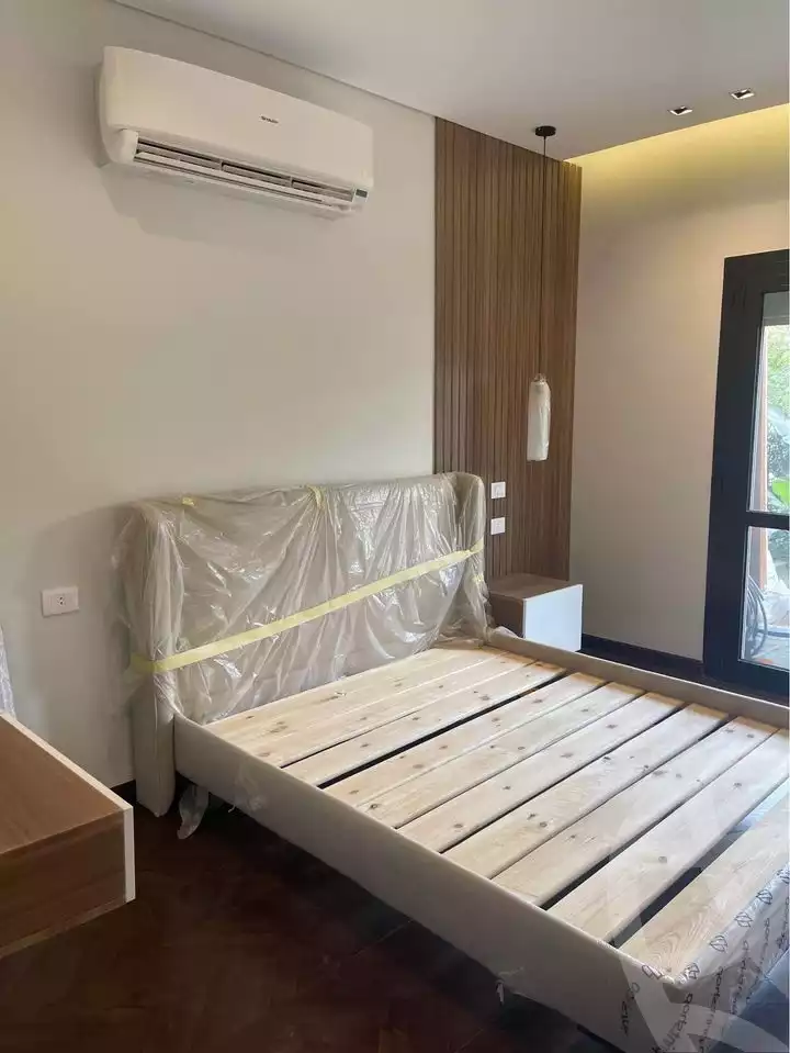 https://aqarmap.com.eg/en/listing/4237057-for-rent-cairo-el-sheikh-zayed-city-compounds-kmbwnd-wyst-twn-swdyk