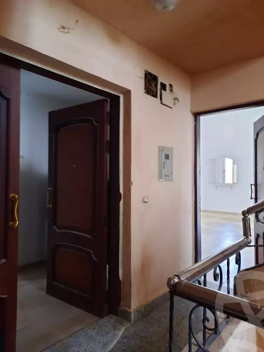 https://aqarmap.com.eg/ar/listing/4239104-for-rent-cairo-el-shorouk-lhy-lwl-grb-neighbourhood-3-street-33