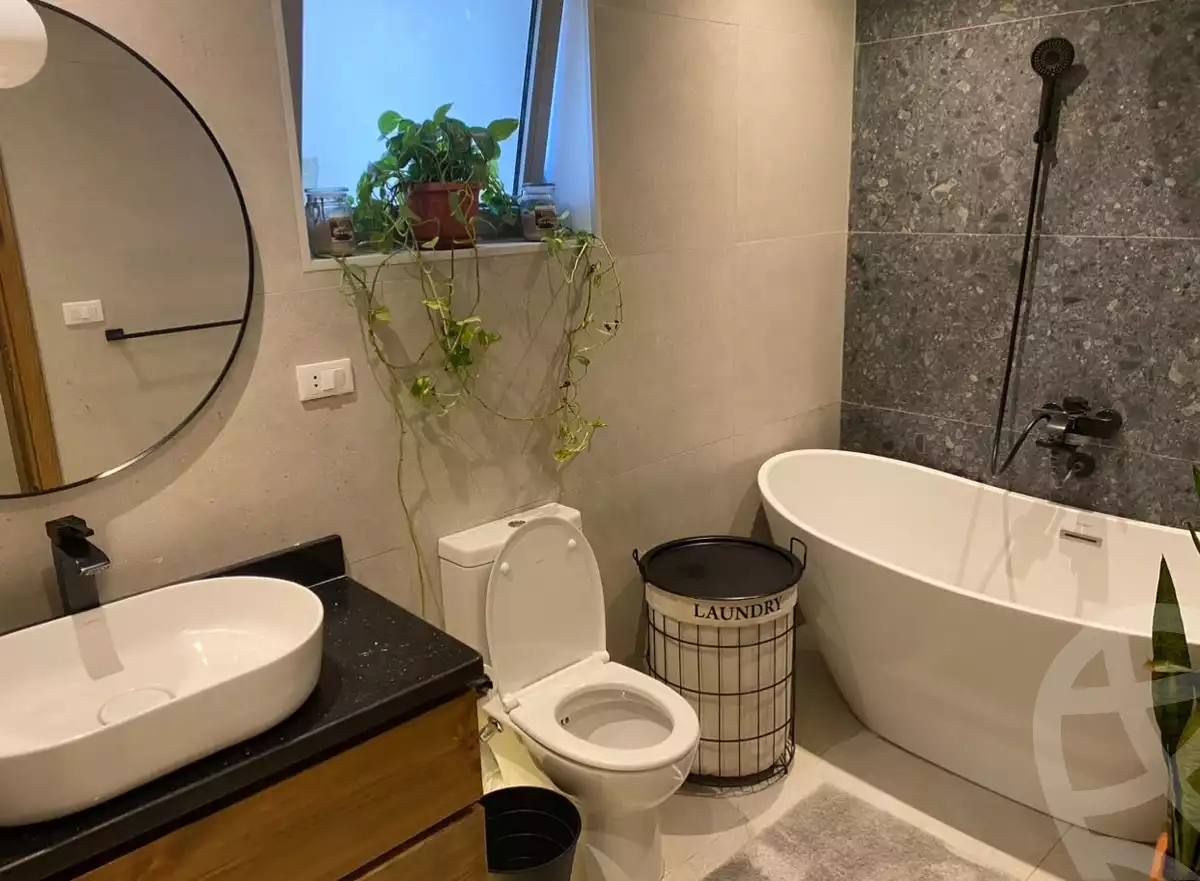 https://aqarmap.com.eg/en/listing/4239331-for-sale-cairo-new-cairo-compounds-galleria-moon-valley