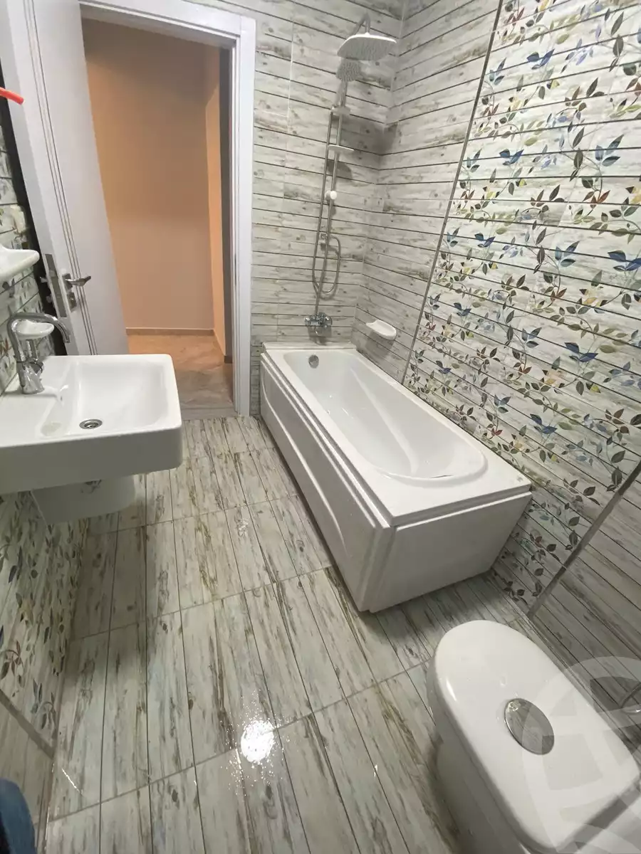 https://aqarmap.com.eg/ar/listing/4245209-for-rent-cairo-el-shorouk-lhy-lthlth-shrq-neighbourhood-5