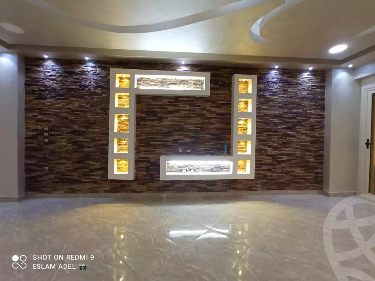 https://aqarmap.com.eg/ar/listing/4245361-for-sale-cairo-cairo-hdyq-lhrm-lmntq-t