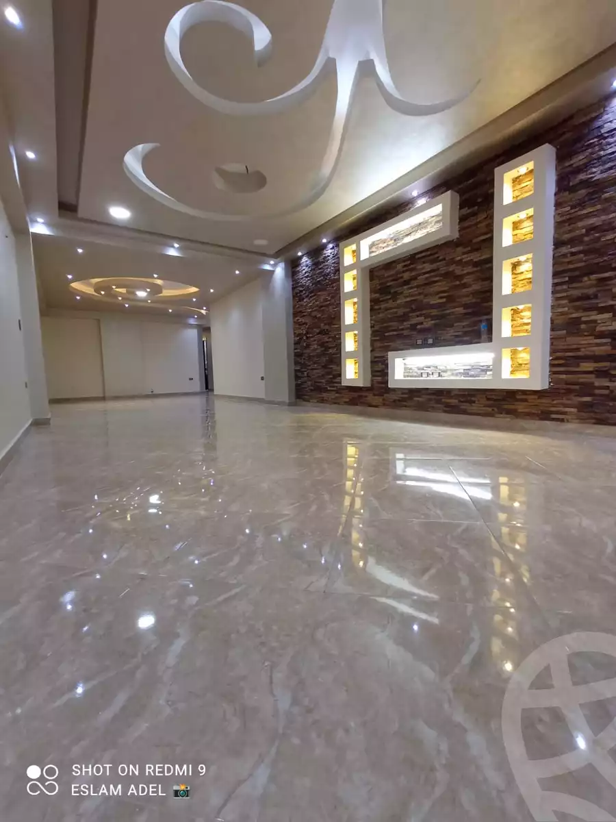 https://aqarmap.com.eg/ar/listing/4245361-for-sale-cairo-cairo-hdyq-lhrm-lmntq-t