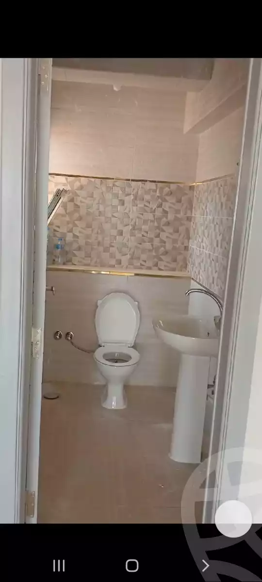 https://aqarmap.com.eg/ar/listing/4246010-for-rent-cairo-6th-of-october-compound-garden-hills