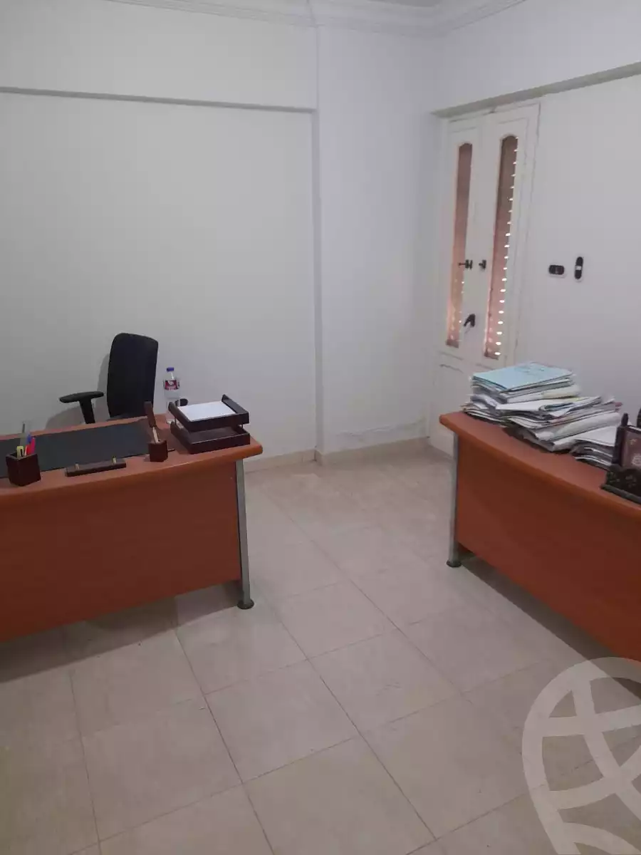 https://aqarmap.com.eg/en/listing/4246128-for-sale-alexandria-ganaklis-shr-mrtdy-bsh