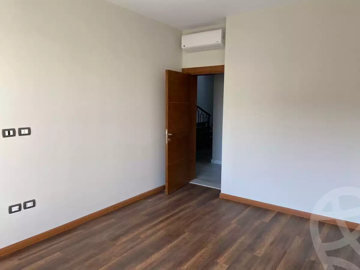 https://aqarmap.com.eg/en/listing/4178043-for-rent-cairo-6th-of-october-compound-palm-hills-october