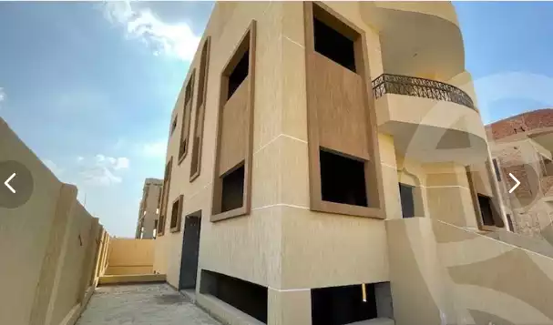 https://aqarmap.com.eg/en/listing/4249293-for-sale-cairo-6th-of-october-compound-palm-hills-october