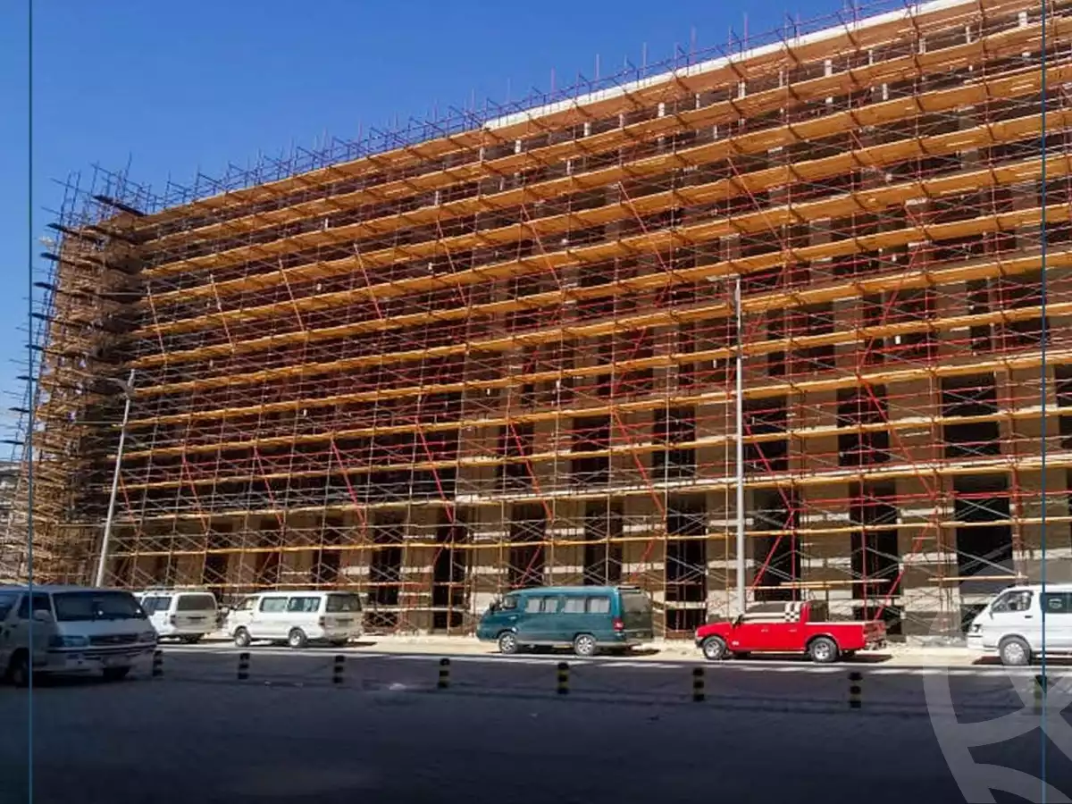 https://aqarmap.com.eg/en/listing/5879905-projects-cairo-business-plaza-new-capital