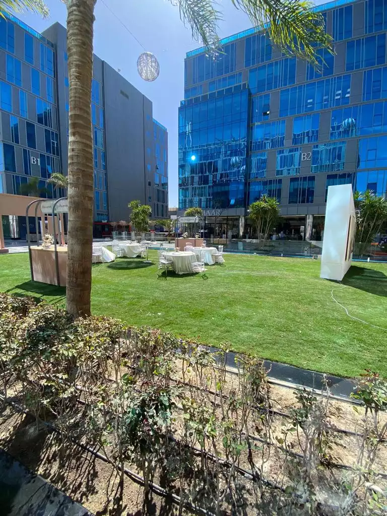 https://aqarmap.com.eg/ar/listing/4252113-for-rent-cairo-el-sheikh-zayed-city-compounds-in-sheikh-zayed-capital-business-park