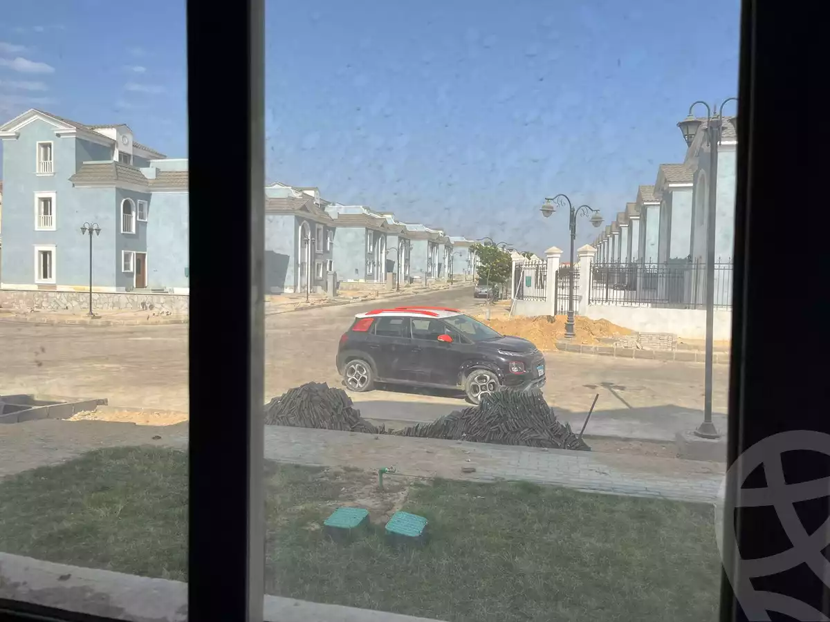 https://aqarmap.com.eg/ar/listing/4255558-for-sale-cairo-al-oubour-compound-heliopolis-hills