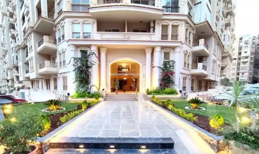 https://aqarmap.com.eg/en/listing/4257056-for-sale-cairo-maadi-ring-road-medium-plateau-compound-el-baron-city