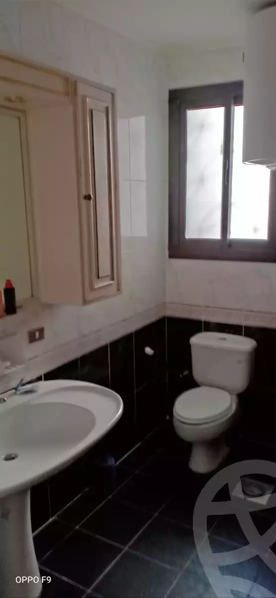 https://aqarmap.com.eg/ar/listing/4257243-for-sale-alexandria-lauran-shaarawy-st