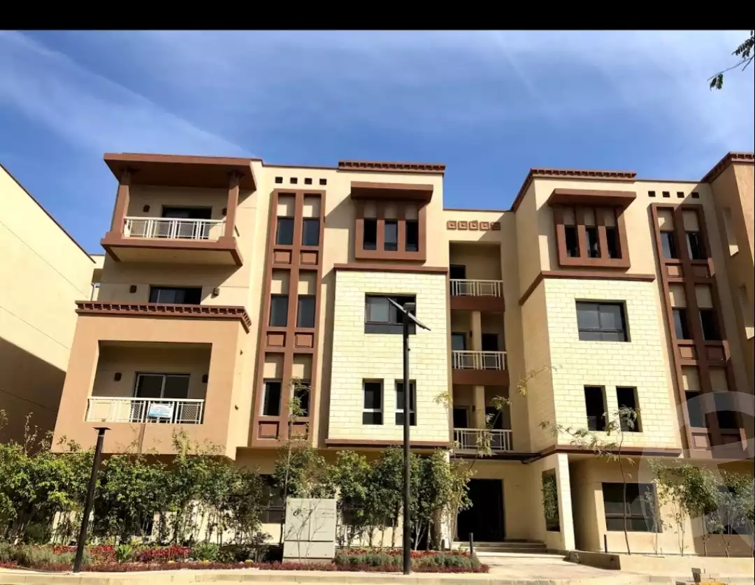 https://aqarmap.com.eg/en/listing/4259350-for-sale-cairo-6th-of-october-compound-green-5