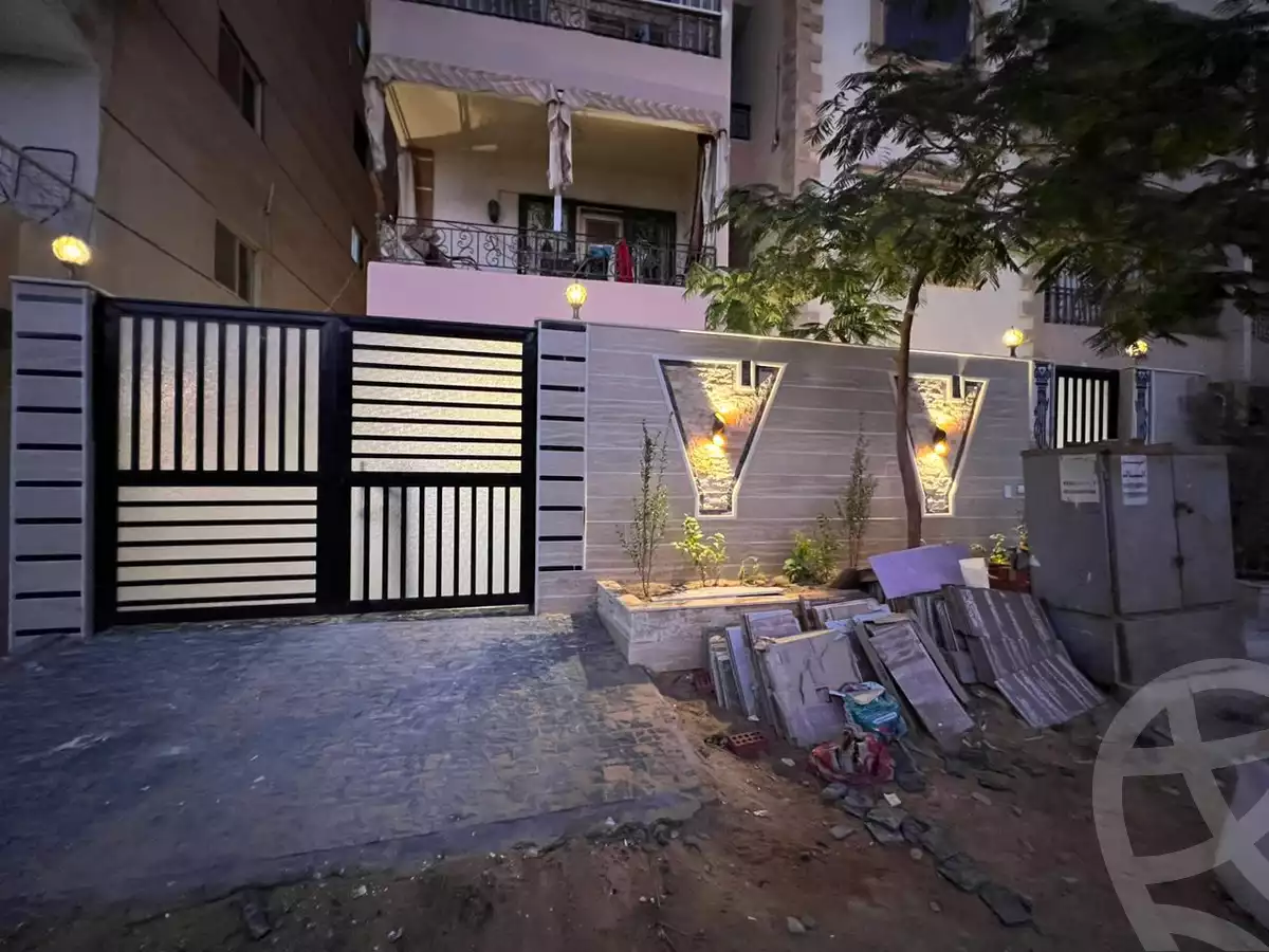 https://aqarmap.com.eg/en/listing/4262262-for-sale-cairo-cairo-hdyq-lhrm-lmntqh-k