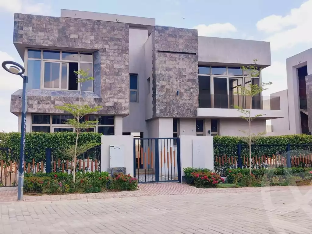 https://aqarmap.com.eg/en/listing/4263197-for-sale-cairo-6th-of-october-compound-sun-capital