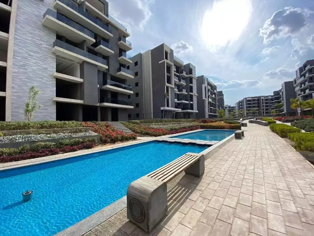 https://aqarmap.com.eg/en/listing/4263197-for-sale-cairo-6th-of-october-compound-sun-capital