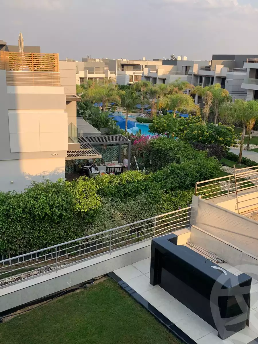 https://aqarmap.com.eg/en/listing/4271650-for-sale-cairo-el-sheikh-zayed-city-compounds-in-sheikh-zayed-el-patio-zahraa