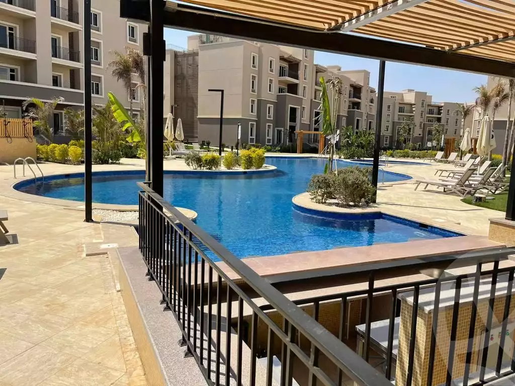 https://aqarmap.com.eg/ar/listing/4271922-for-sale-cairo-6th-of-october-compound-october-plaza