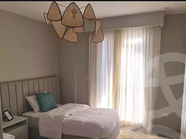 https://aqarmap.com.eg/en/listing/4271609-for-sale-cairo-el-sheikh-zayed-city-compounds-kmbwnd-fyldj-wyst-dr-llttwyr