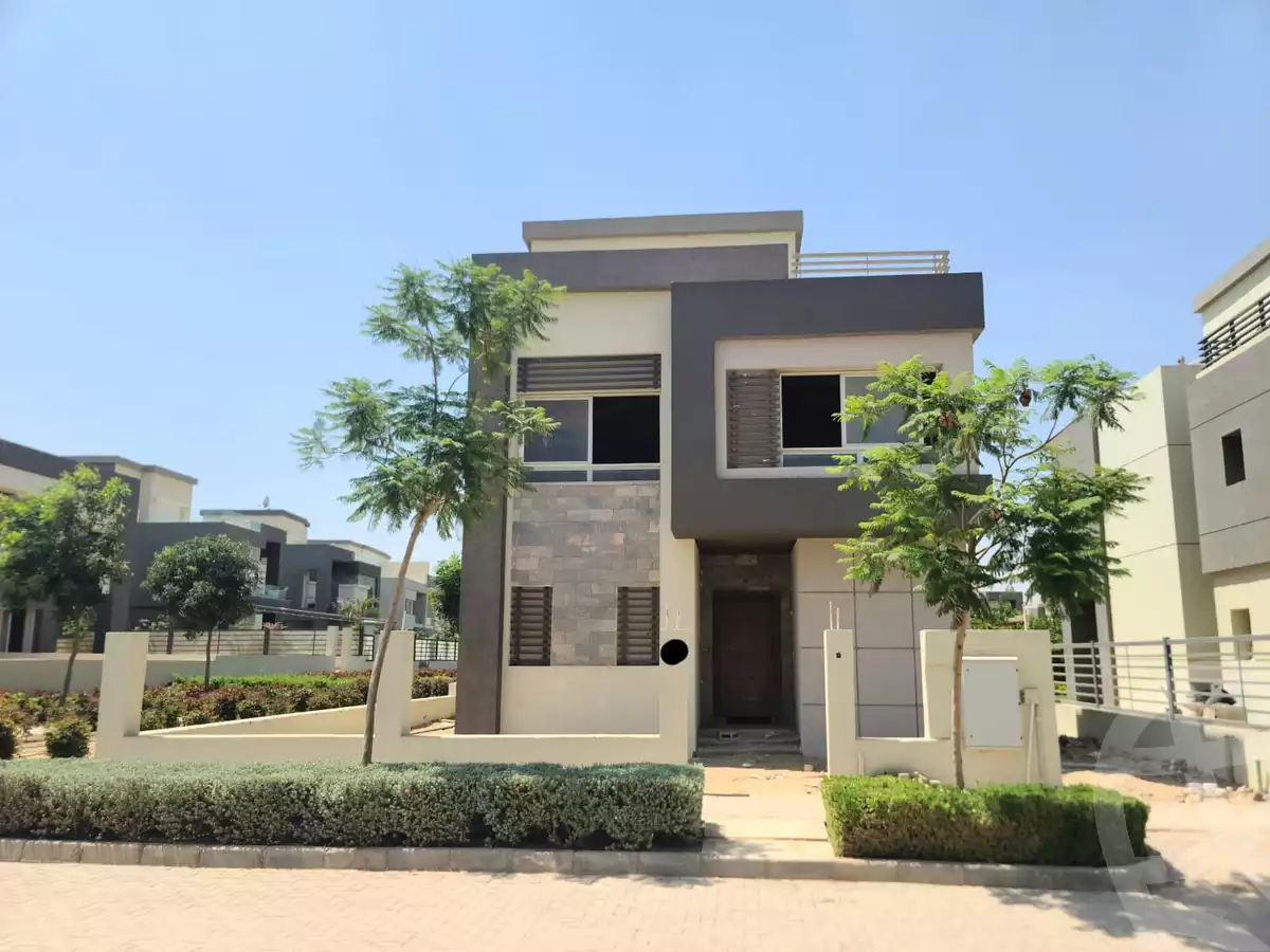 https://aqarmap.com.eg/en/listing/4272210-for-sale-cairo-new-cairo-compounds-hyde-park