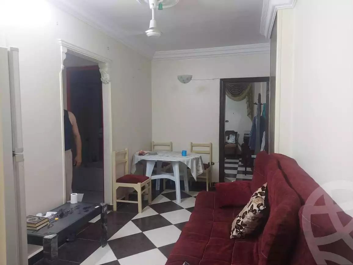 https://aqarmap.com.eg/ar/listing/4273316-for-sale-alexandria-moharram-bey-bwlynw