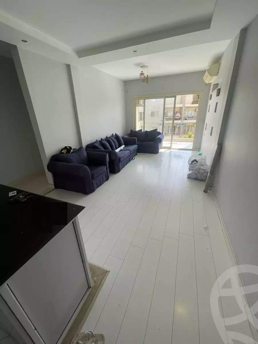 https://aqarmap.com.eg/ar/listing/4273965-for-rent-cairo-el-sheikh-zayed-city-compounds-dh-drys
