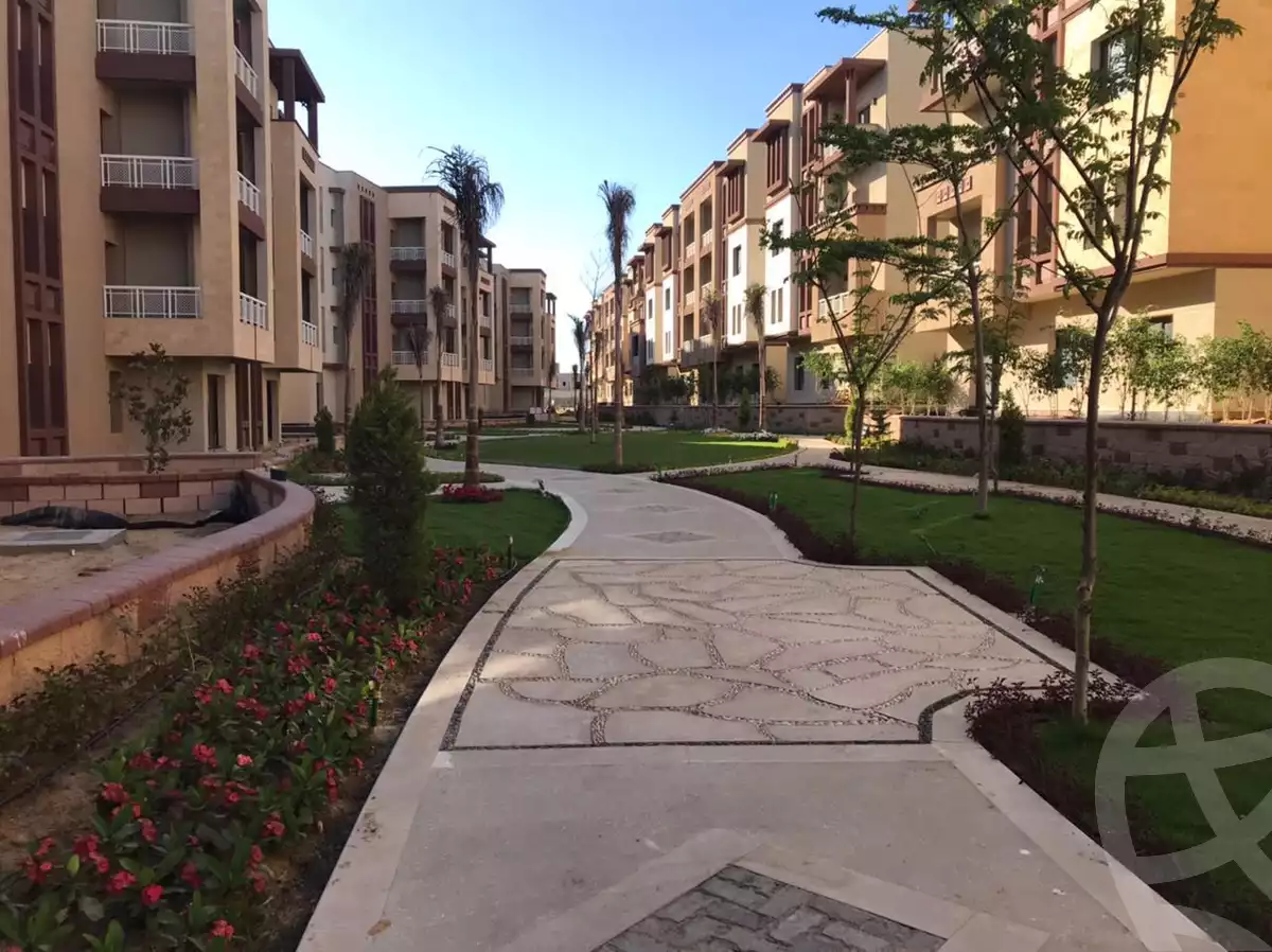 https://aqarmap.com.eg/en/listing/4274358-for-sale-cairo-6th-of-october-compound-green-5