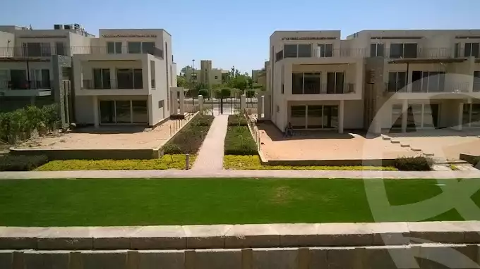 https://aqarmap.com.eg/en/listing/4274439-for-sale-cairo-el-sheikh-zayed-city-compounds-kmbwnd-wyst-twn-swdyk