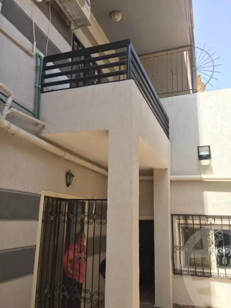 https://aqarmap.com.eg/ar/listing/4276407-for-sale-cairo-el-shorouk-lhy-lthlth-shrq-neighbourhood-3
