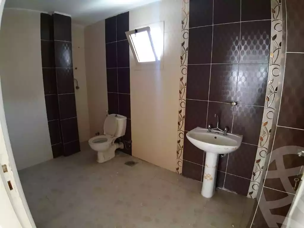 https://aqarmap.com.eg/en/listing/4276642-for-sale-cairo-el-maadi-kornish-el-maadi-tryq-msr-hlwn-lzr-y