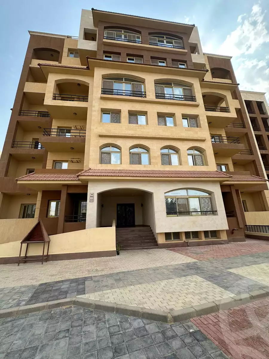 https://aqarmap.com.eg/en/listing/4279211-for-sale-cairo-new-administrative-capital-r3-lmqsd-mamsha-almaqsad