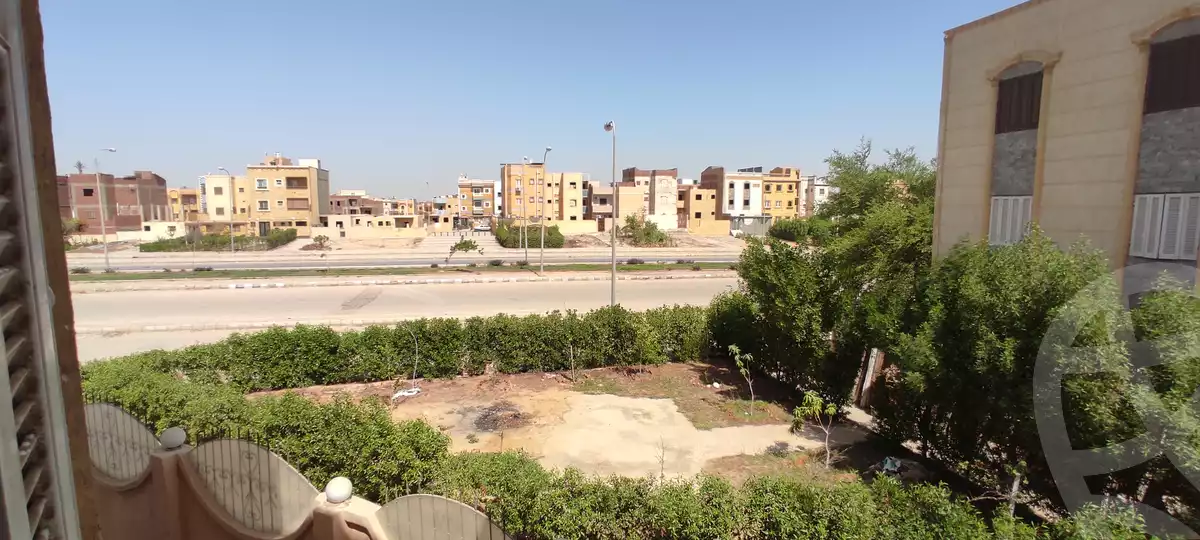 https://aqarmap.com.eg/ar/listing/4284235-for-sale-cairo-6th-of-october-hadaeq-october-ebni-betak-4