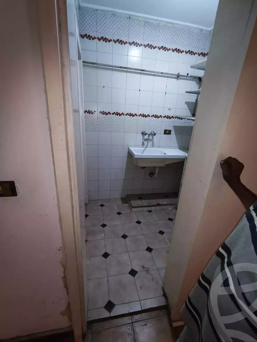 https://aqarmap.com.eg/en/listing/4285411-for-rent-cairo-downtown-down-town