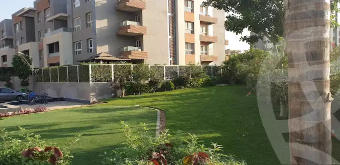 https://aqarmap.com.eg/ar/listing/4295937-for-sale-cairo-el-sheikh-zayed-city-compounds-in-sheikh-zayed-beverly-hills