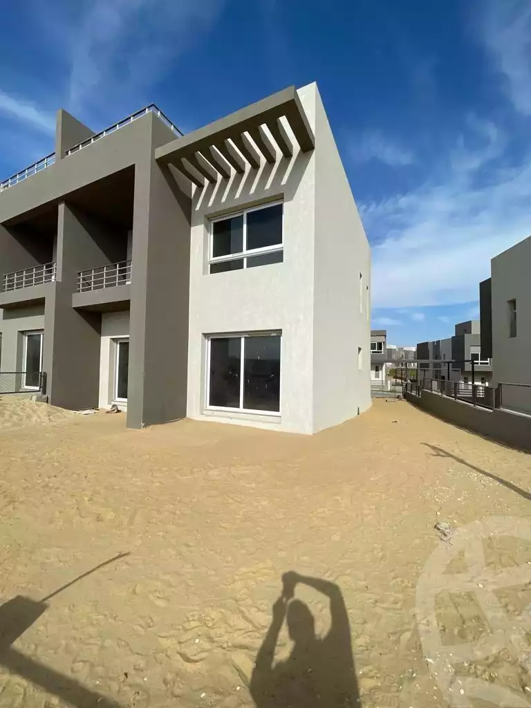 https://aqarmap.com.eg/en/listing/4297352-for-sale-cairo-el-sheikh-zayed-city-compounds-in-sheikh-zayed-etapa