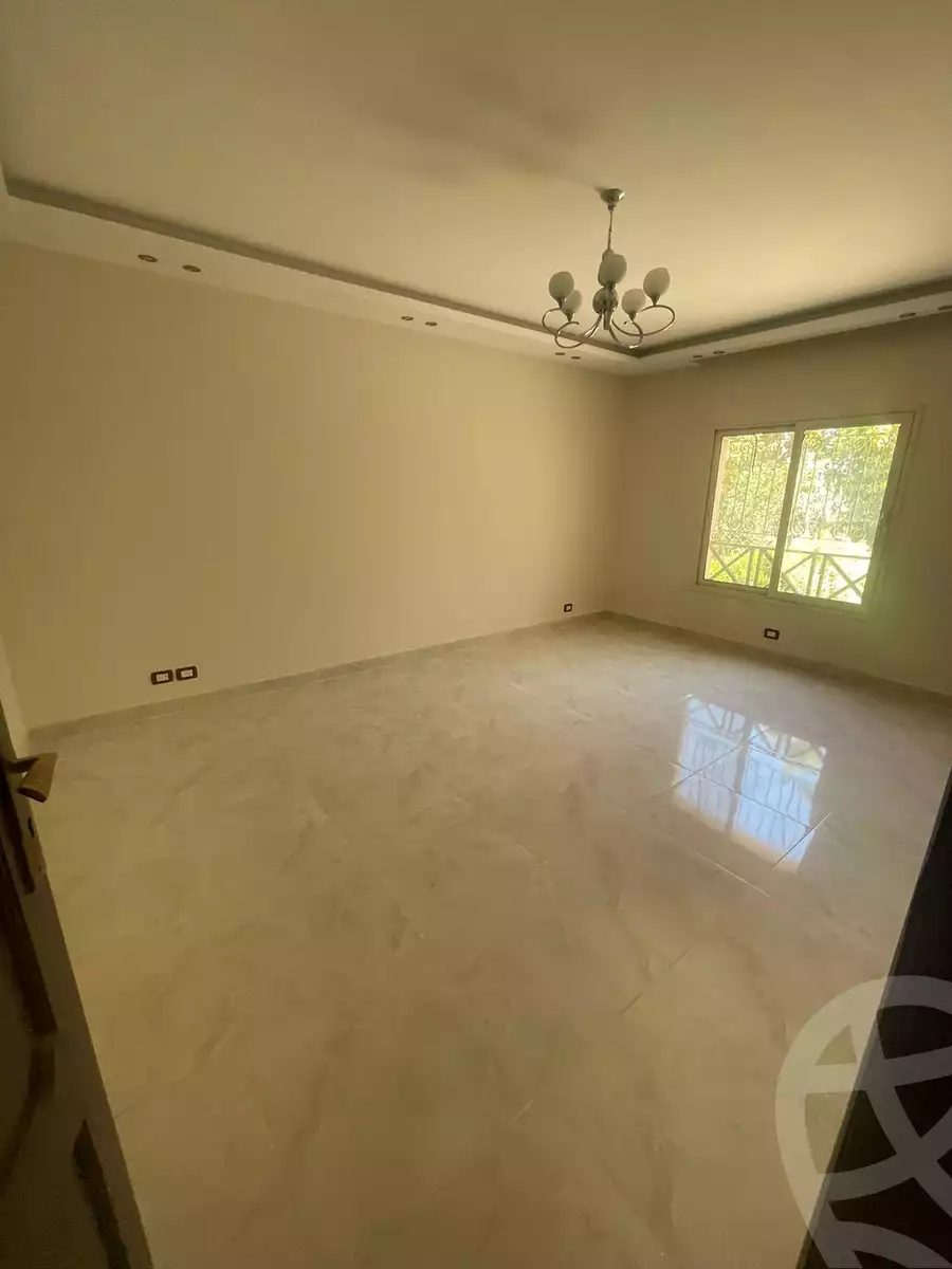 https://aqarmap.com.eg/en/listing/4299063-for-sale-cairo-el-sheikh-zayed-city-compounds-greens
