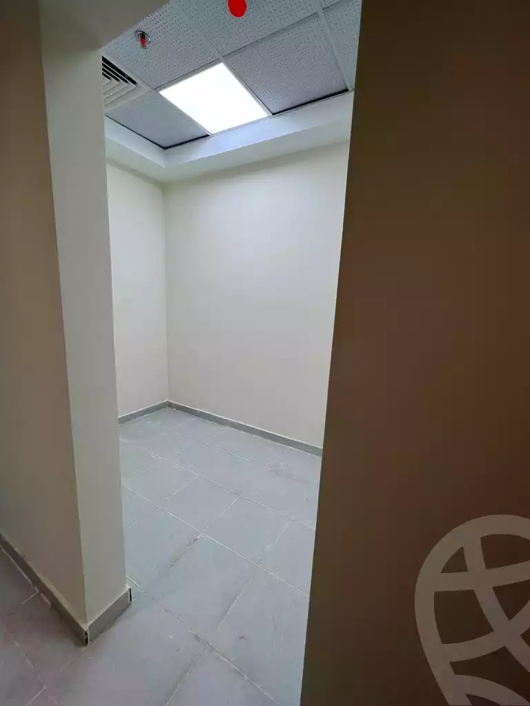 https://aqarmap.com.eg/en/listing/4303884-for-sale-cairo-new-cairo-compounds-wzwn-ltby-ktlyst-llttwyr