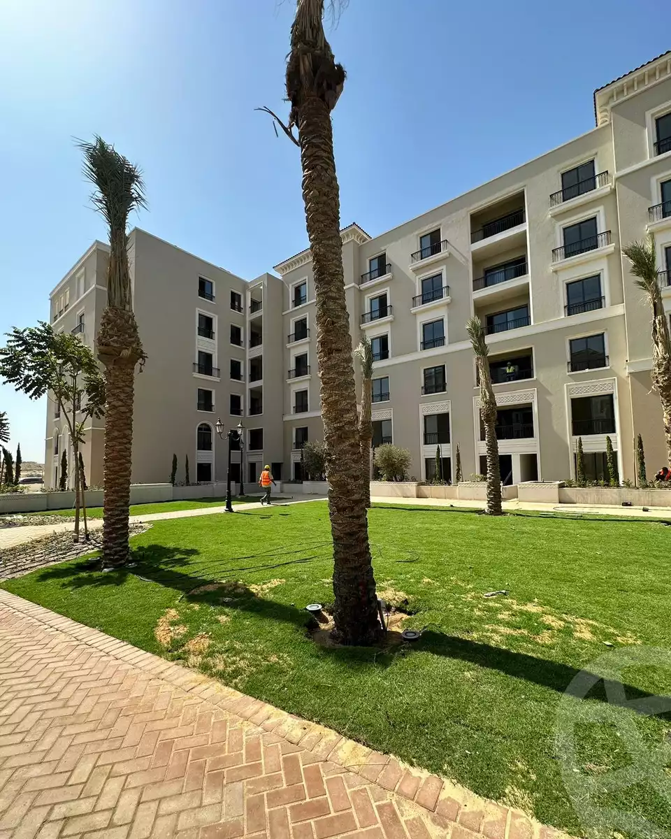 https://aqarmap.com.eg/en/listing/4304311-for-sale-cairo-el-sheikh-zayed-city-compounds-kmbwnd-fyldj-wyst-dr-llttwyr
