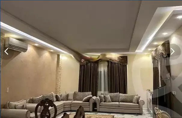https://aqarmap.com.eg/ar/listing/4305293-for-rent-mohamed-rashid-st
