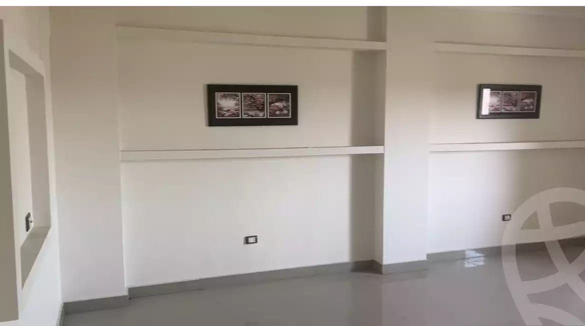 https://aqarmap.com.eg/ar/listing/4306931-for-sale-cairo-madinat-el-salam-gamal-abd-el-nasser