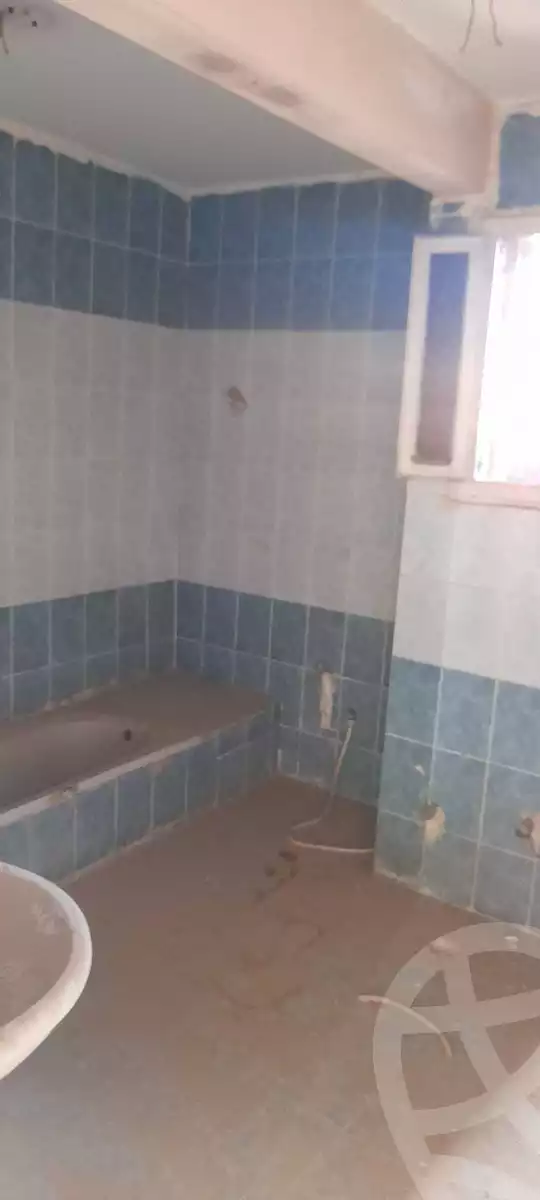 https://aqarmap.com.eg/ar/listing/4308538-for-sale-cairo-downtown-bolak-abo-el-ala-26th-of-july-corridor-st