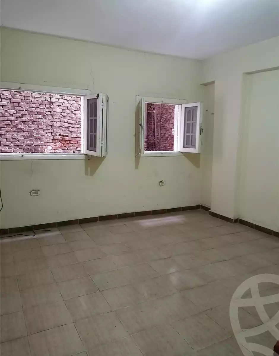 https://aqarmap.com.eg/en/listing/4318079-for-sale-alexandria-moharram-bey-kanal-al-mahmoudeya-al-bahri-st
