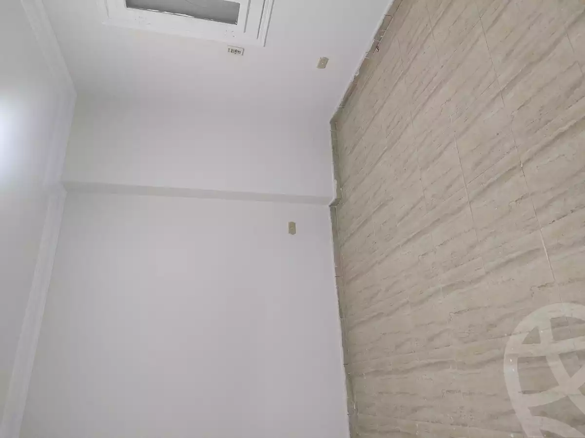 https://aqarmap.com.eg/en/listing/4320495-for-sale-cairo-hdyq-lhrm--bwb-hms