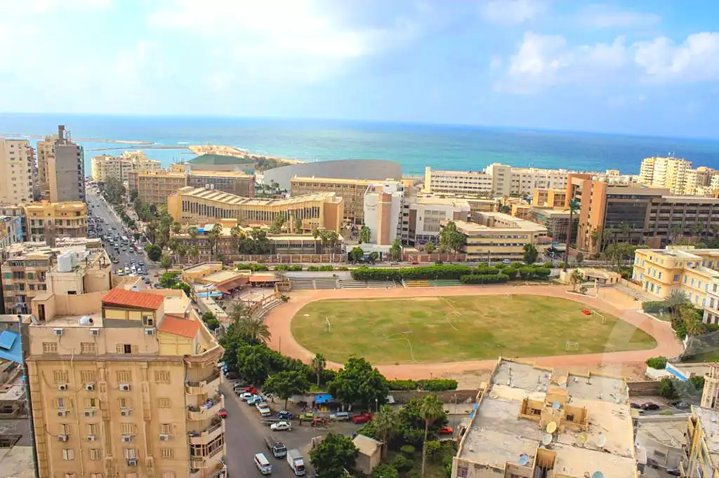 https://aqarmap.com.eg/en/listing/4322791-for-sale-alexandria-kmbwnd-bl-skndry-cleopatra-plaza