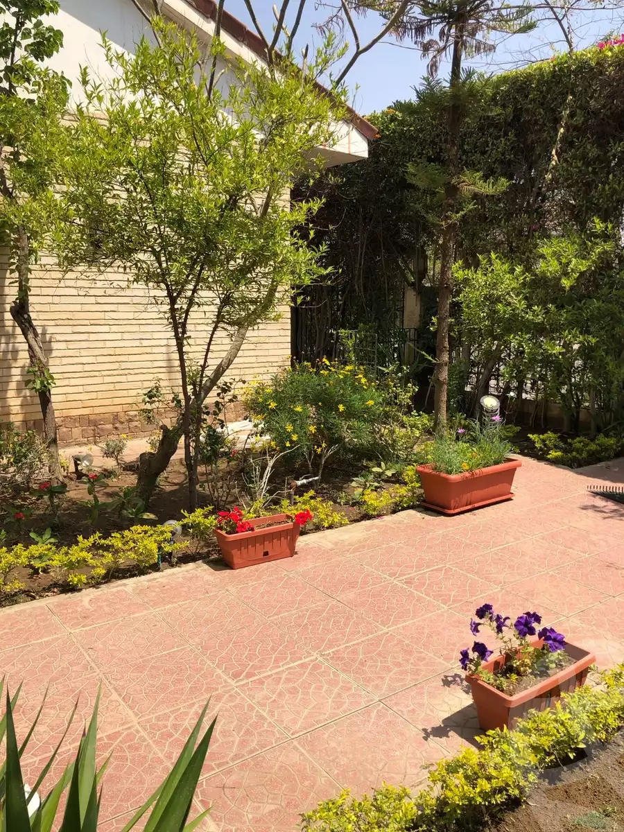 https://aqarmap.com.eg/ar/listing/4323815-for-sale-cairo-el-sheikh-zayed-city-compounds-in-sheikh-zayed-el-rabwa